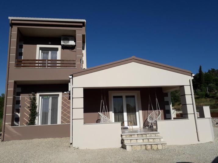ANTIGONH COUNTRYSIDE VILLA !i