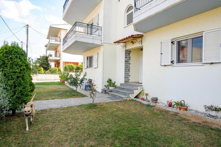 La Casa - traditionally elegant apt 38m2 w prk grd