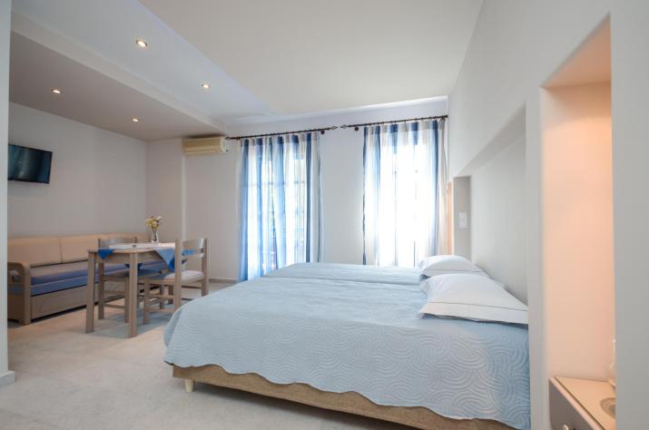 Antonia Studios