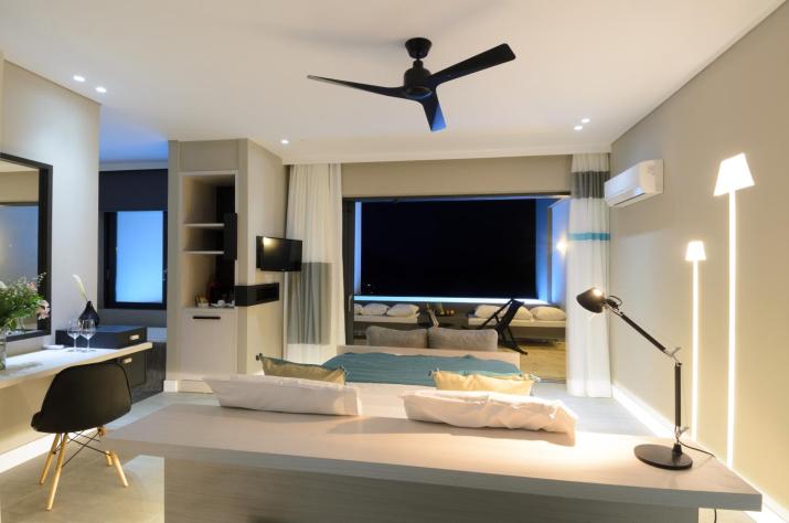 Domes Aulus Elounda All-Inclusive Resort, Curio by Hilton