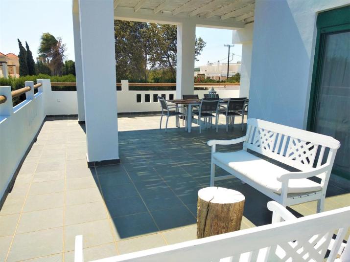 Villa Akti