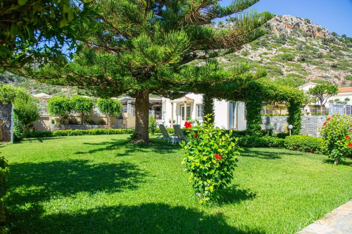 Villa Mare Monte ApartHotel