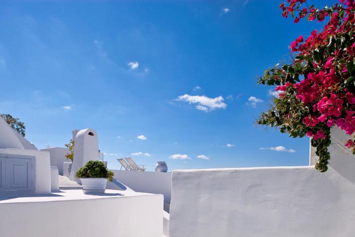 Cliff Side Suites