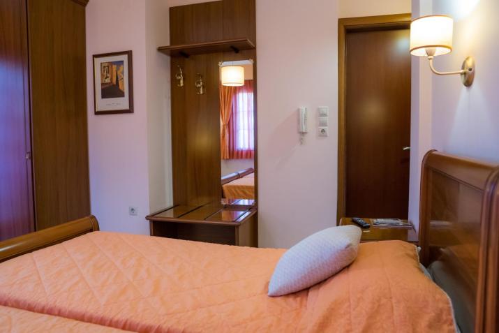 Yiannis Apartments