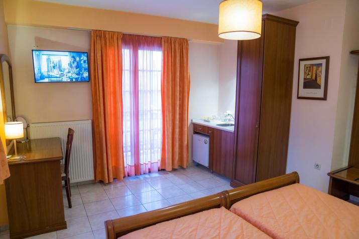 Yiannis Apartments