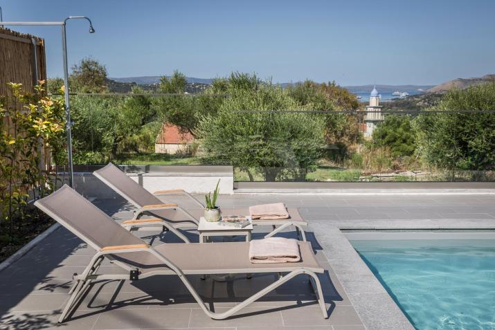 ONAR - LUXURY VILLAS