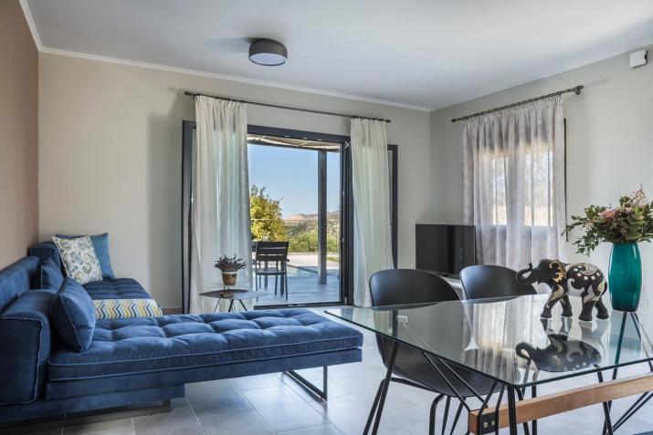 ONAR - LUXURY VILLAS