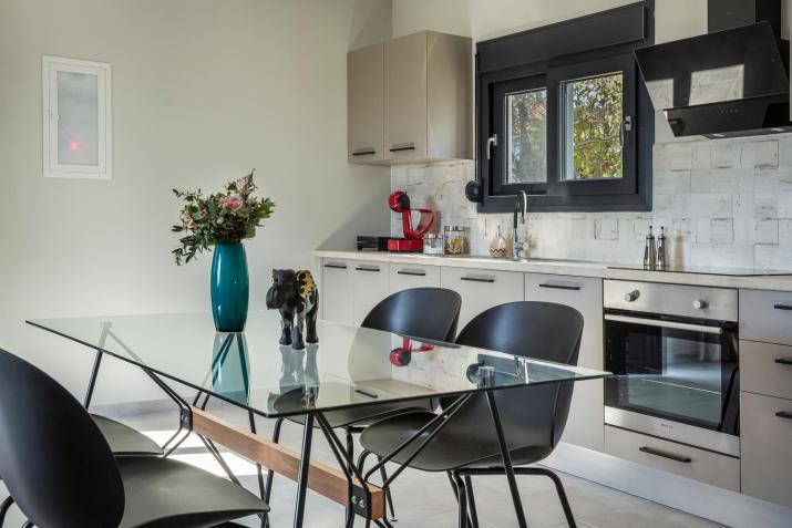 ONAR - LUXURY VILLAS