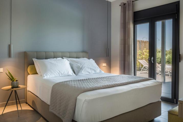 ONAR - LUXURY VILLAS