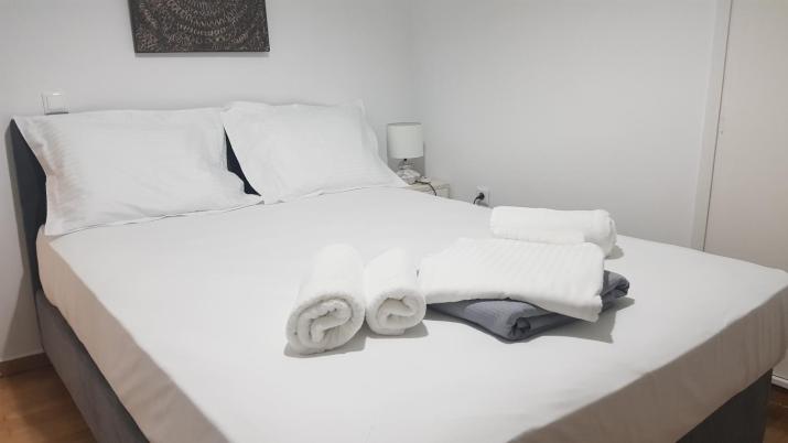 Apartment at Acropolis Museum by YHA