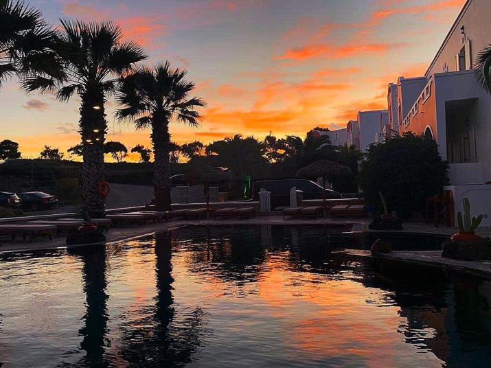 Villa Manos Hotel