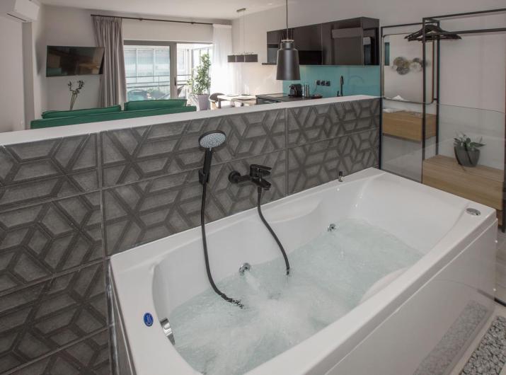 Ermou Monastiraki View Acropolis w Jacuzzi