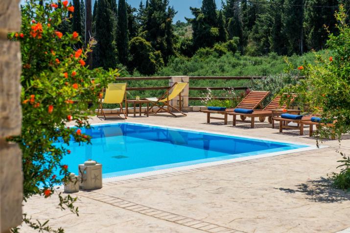 Amorosa Villas Amorosa Villas