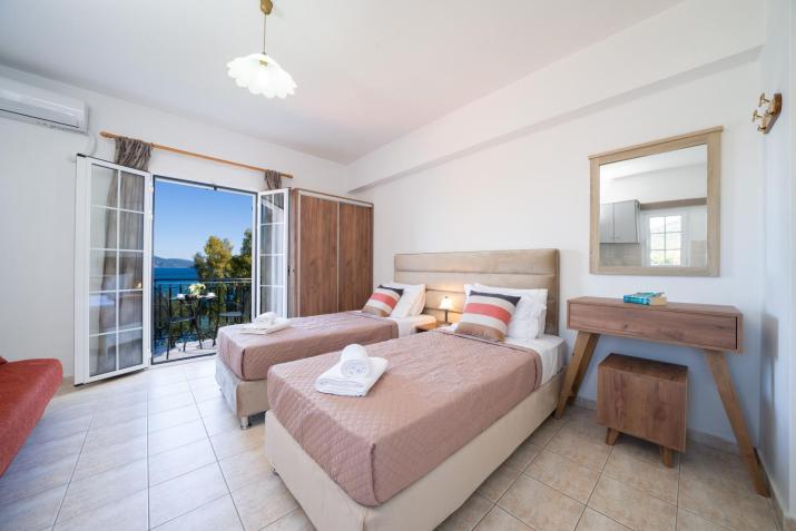 Dimitris Studios