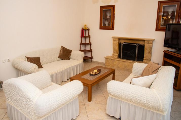 Mediterre Garden House