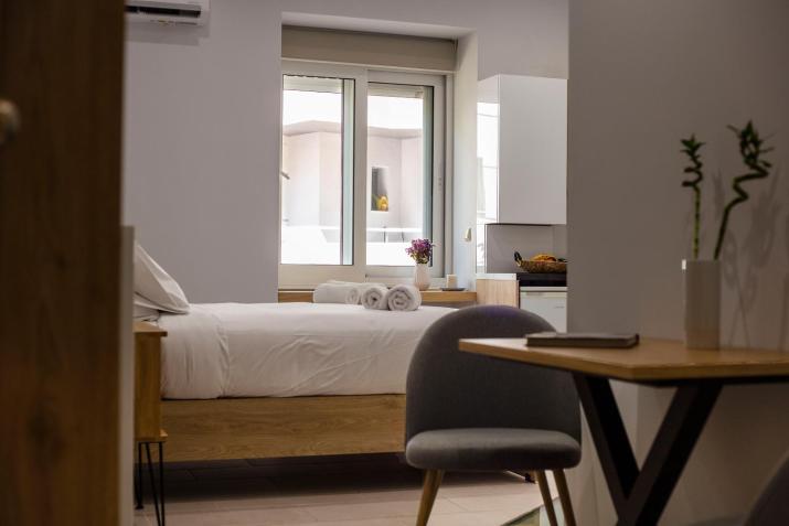 12 Keys Athens Apartments