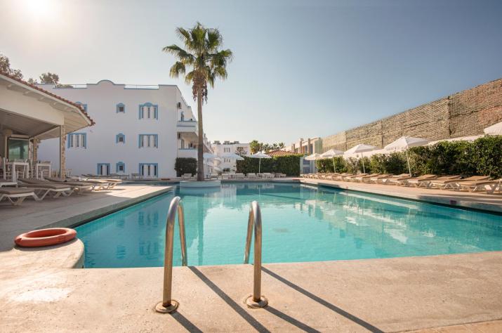 Aegean Blu Hotel & Apartments