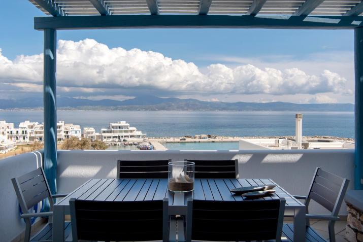 SPLASH with amazing Sea Views in Piso Livadi