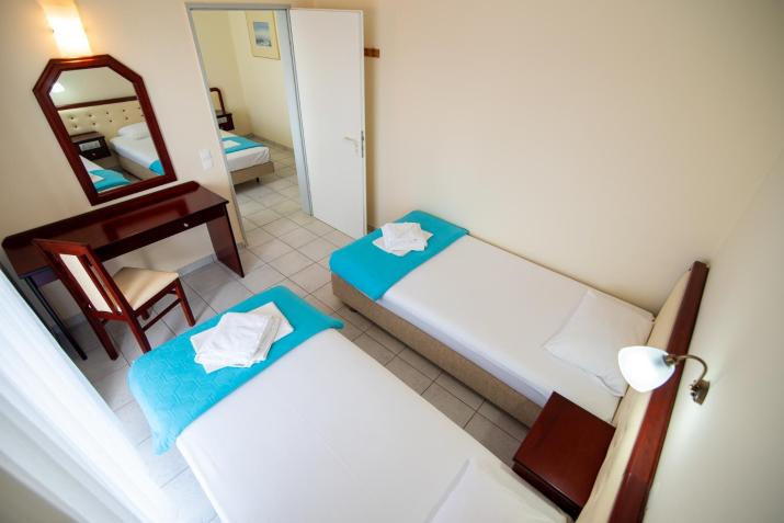 Dionisos Hotel