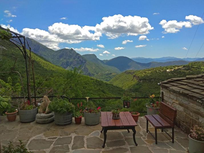 Guesthouse Iro