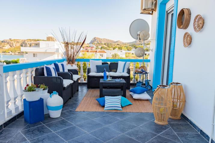 Dimitras Luxus House