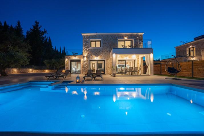 Diosas Luxury Villas