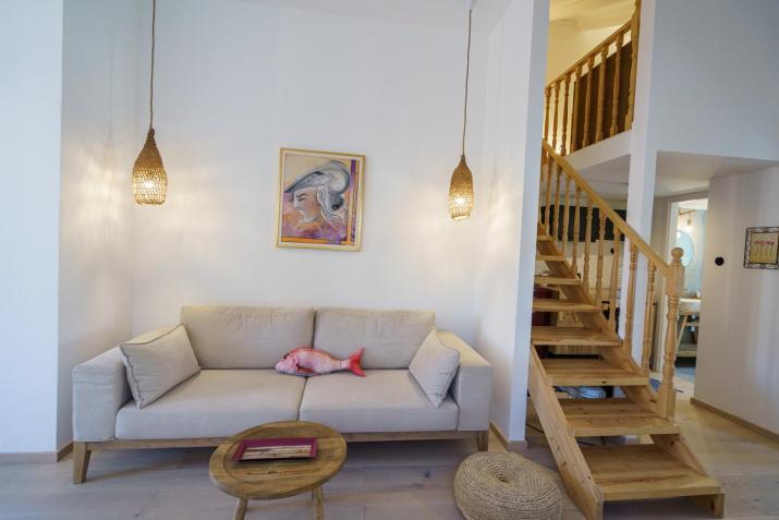 Livin Hydra Private Collection Suite 2