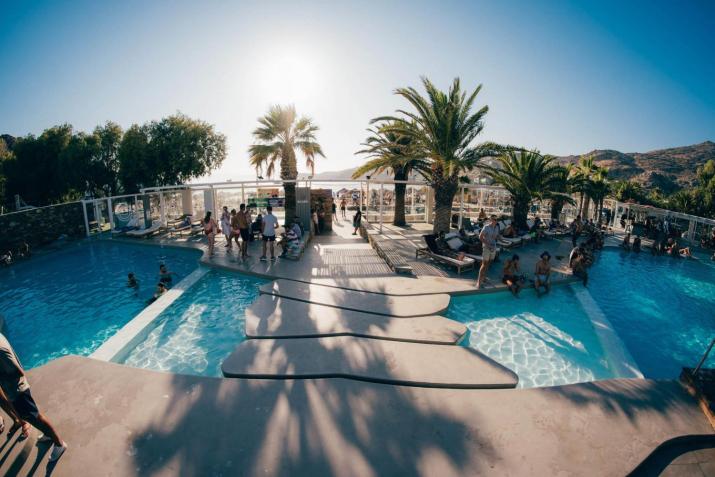 FarOut BeachClub - Rooms & Camping