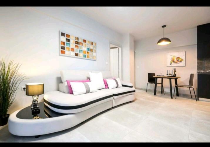 Romantic Jacuzzi Apartment