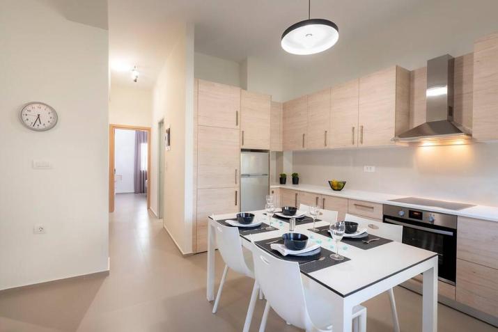Fofi’s Elegant Home