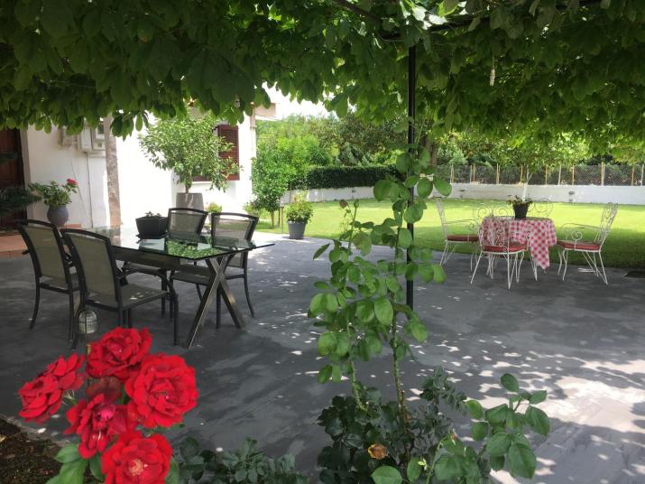 Sarakinas Farm House