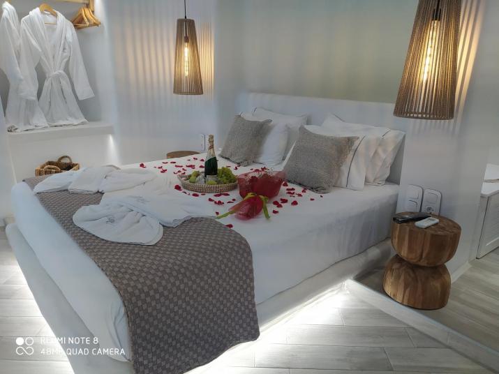 Majestique of Naxos luxury suites