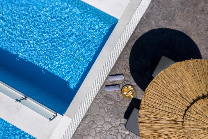Splendour Hotel and Suites