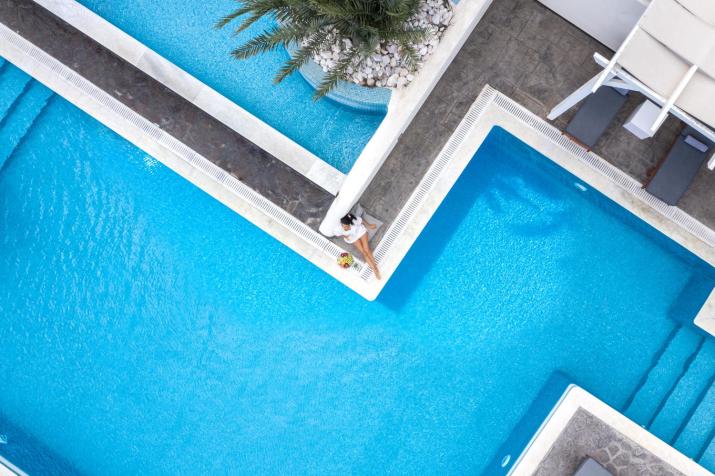 Splendour Hotel and Suites