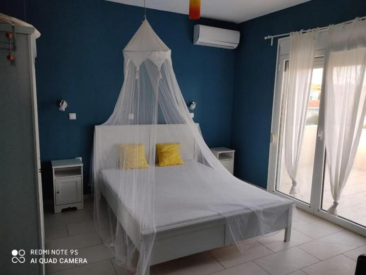 Fotis Apartments