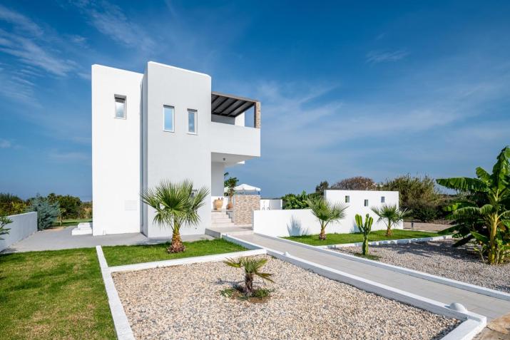 Asteria Pearl Villa 1 with Jacuzzi