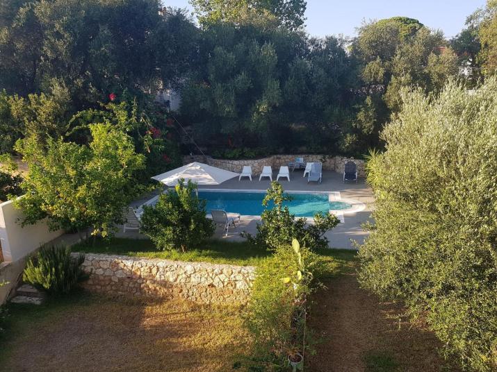 Koxyli Studios & Apartments