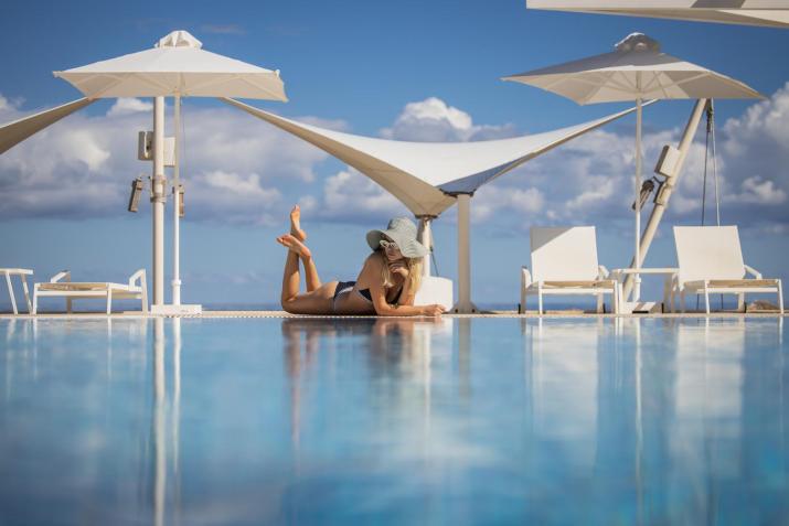 Akrogiali Beach Hotel Apartments