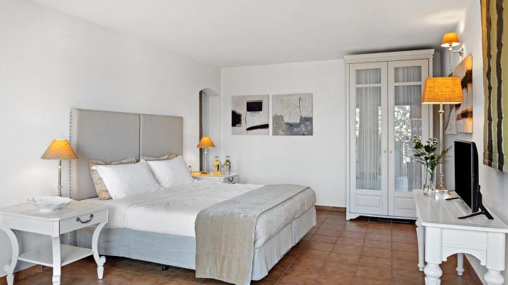 Aegean Suites, Santikos Collection