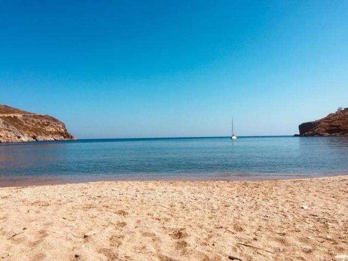 Calme et détente. Vue panoramique mer Égée.