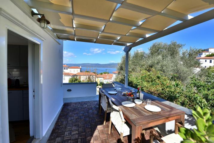 Villa Loukia