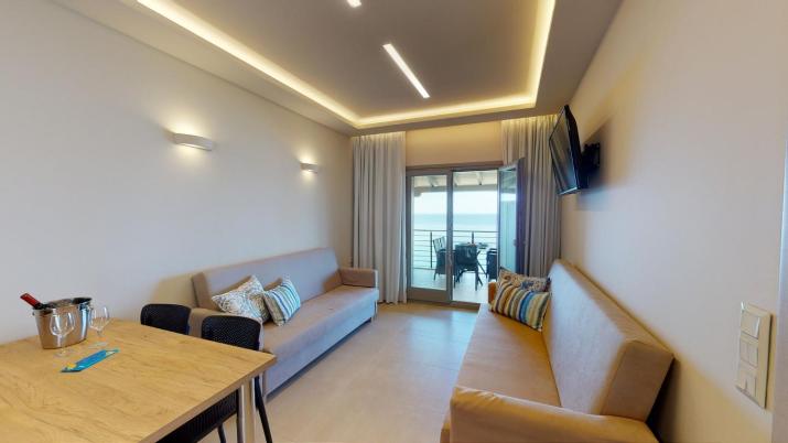 KaLLiA SUITES- CHOREFTO