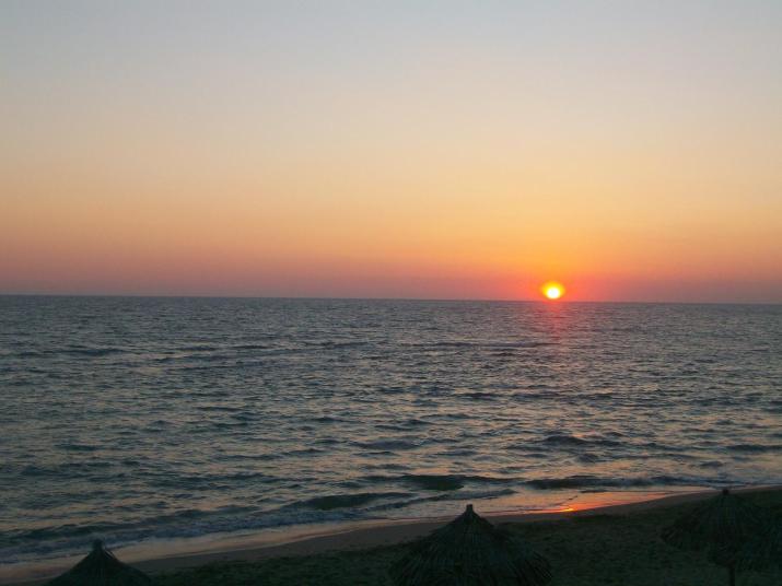 Alonaki Beach