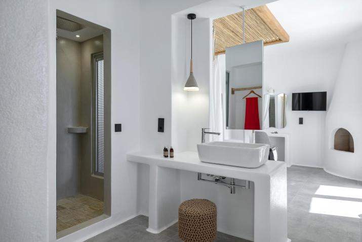 La Grande Vue-Private hilltop villas with private pools