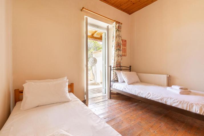 Katerina House, Ipsos Corfu