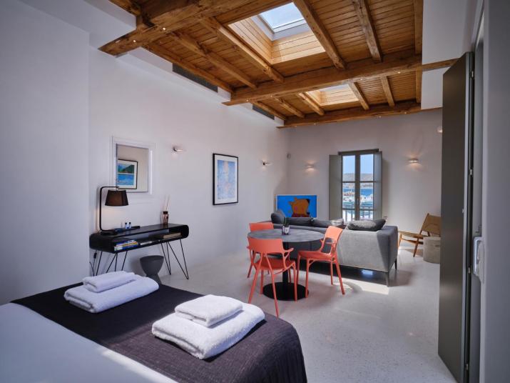 Karino Suite
