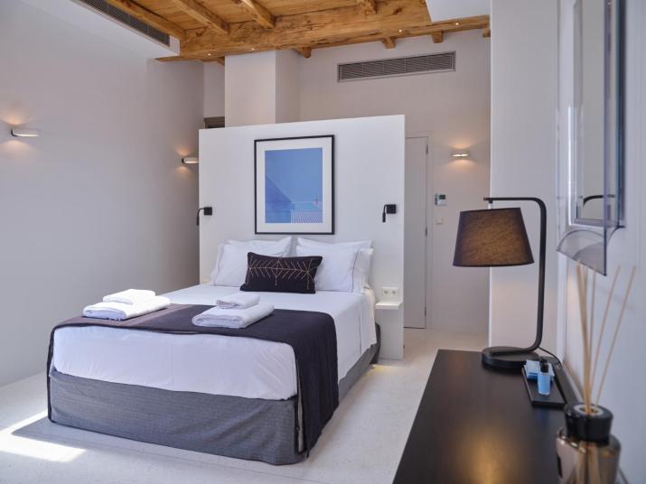 Karino Suite
