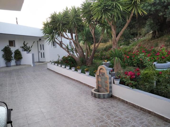 Golden Sun Apartments