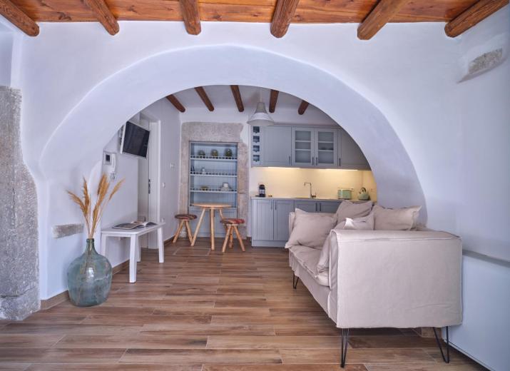 Retreat Paros - The Arch Apartment