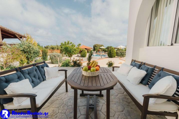 Gennadi Dreams Holiday Villa